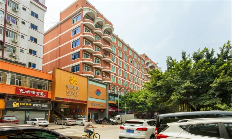  深圳市宝安区富源海滨大厦——商界尊崇的新中心，开创商业新纪元