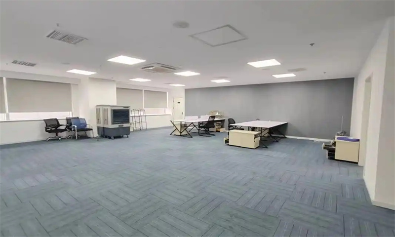深圳市龙华区同富裕商务楼